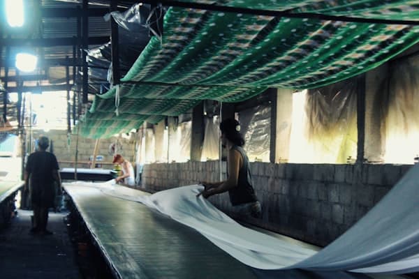 Pengrajin batik